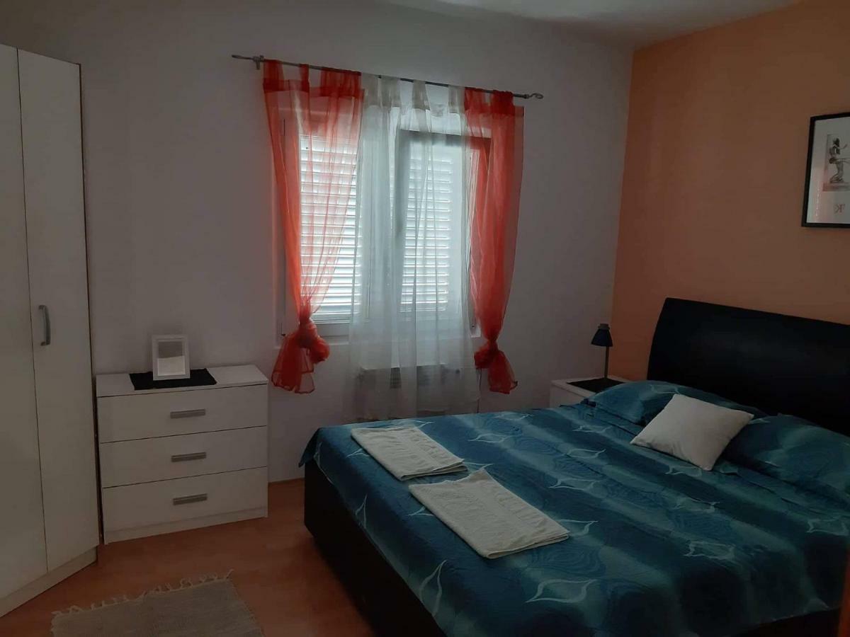 Apartman Lucija 特罗吉尔 外观 照片